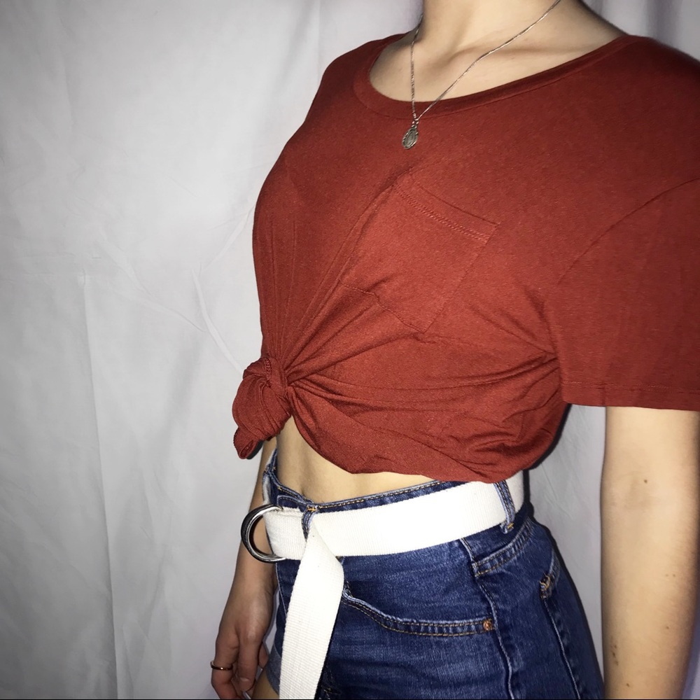 basic pocket tee